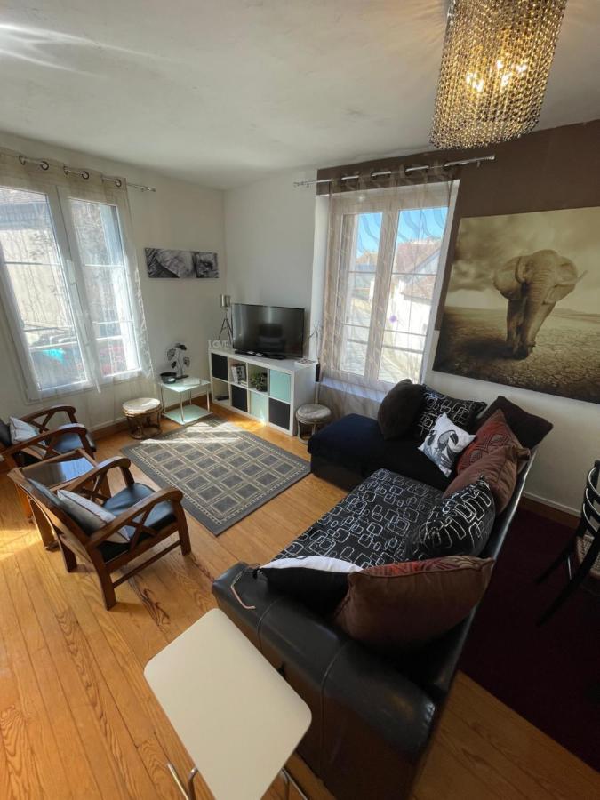 Duplex Lägenhet Beaumont-sur-Sarthe Exteriör bild