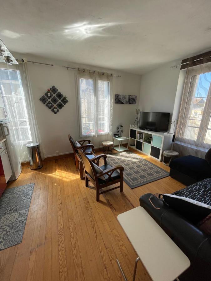 Duplex Lägenhet Beaumont-sur-Sarthe Exteriör bild