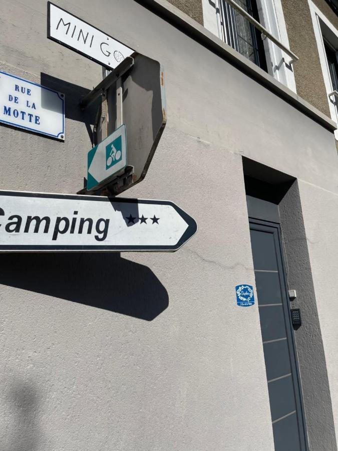 Duplex Lägenhet Beaumont-sur-Sarthe Exteriör bild